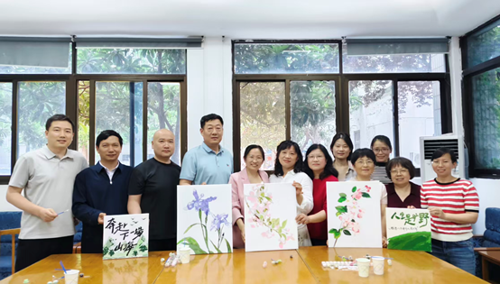 图书馆第三党支部开展小满节气传统文化育人主题党日活动